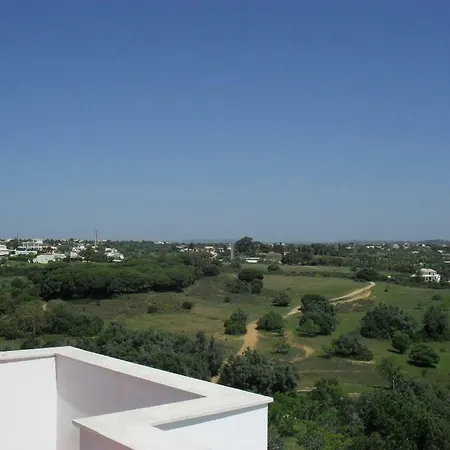 Albufeira Apartment Holiday Rentals 阿尔布费拉